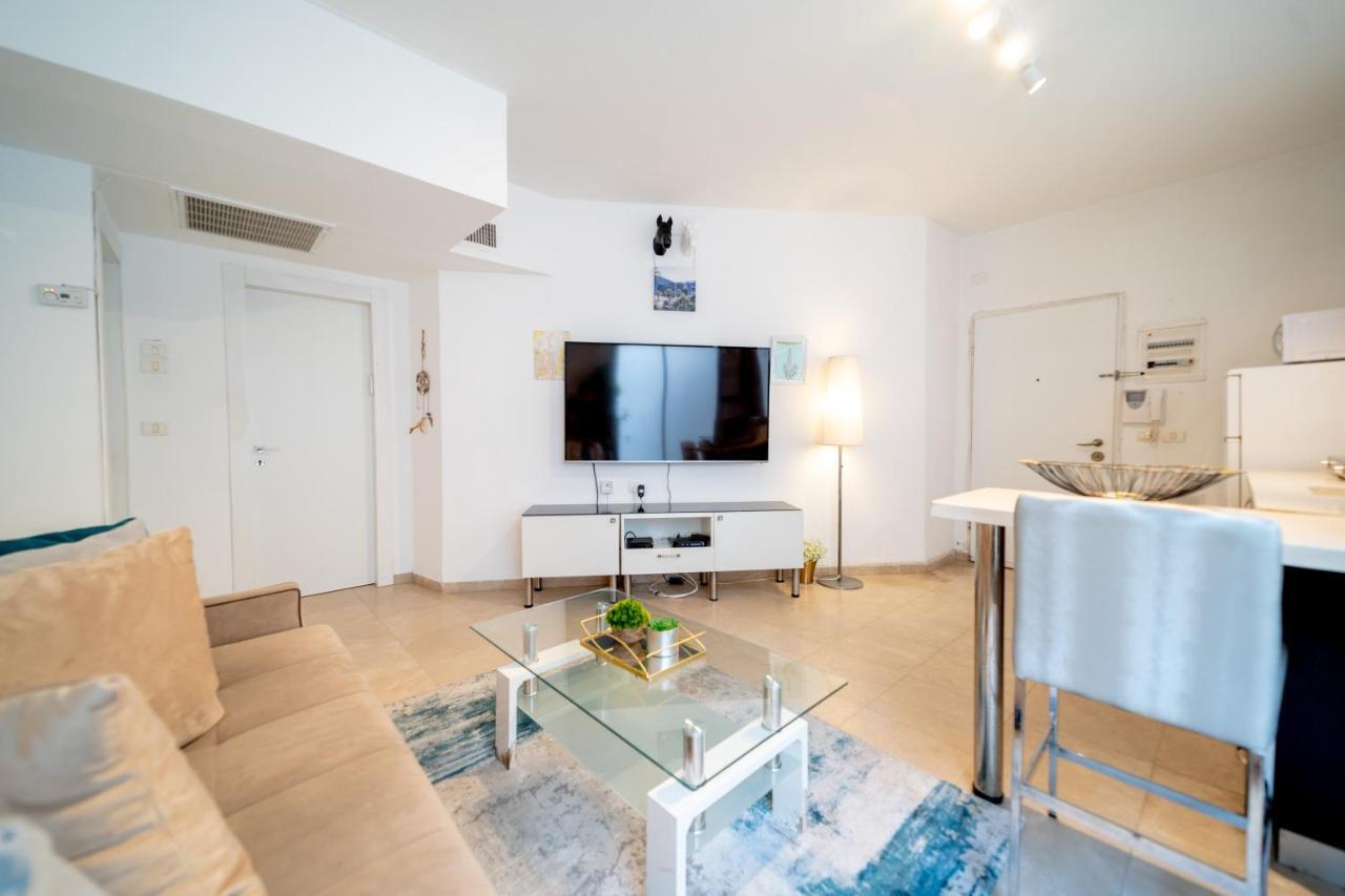 Ocean Executive Apartments - 5 Min From The Beach Tel Aviv Exterior foto